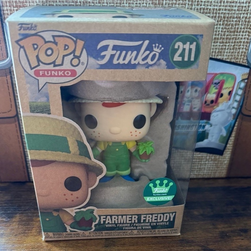 Funko Pop! w/ Protector: Freddy Funko - Farmer Freddy - Funko (Exclusive) #211